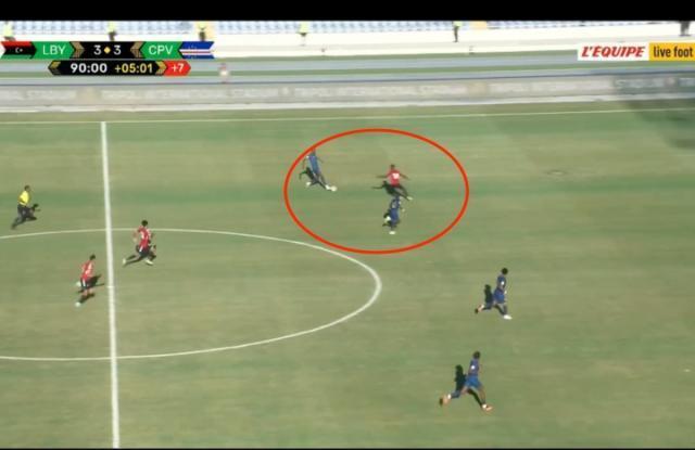 基础球感训,传球与停球,技巧,B体育,体育投注,即时赛事投注,体育赔率,B体育官网