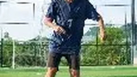 巴黎官方谴责球迷侮辱拉比奥特及其家人，致主场部分关闭并处罚2万欧元